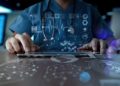 MCRA expande sua franquia de saúde digital e segurança cibernética