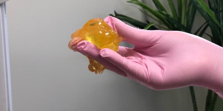 Um jeito doce e natural de manter a depilação em dia