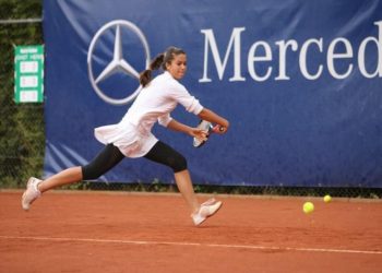 Ex-tenista russa revela o poder do suco verde