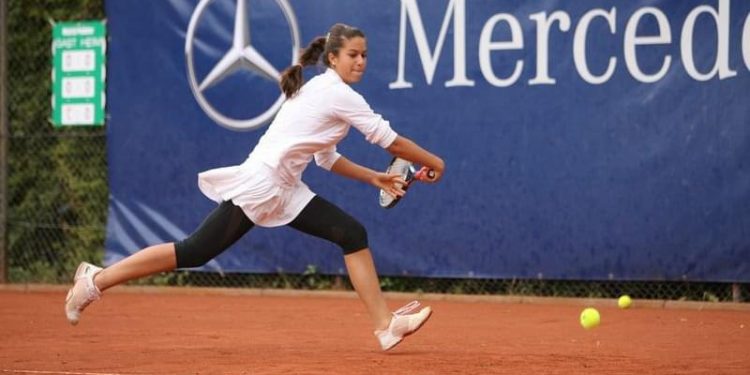 Ex-tenista russa revela o poder do suco verde