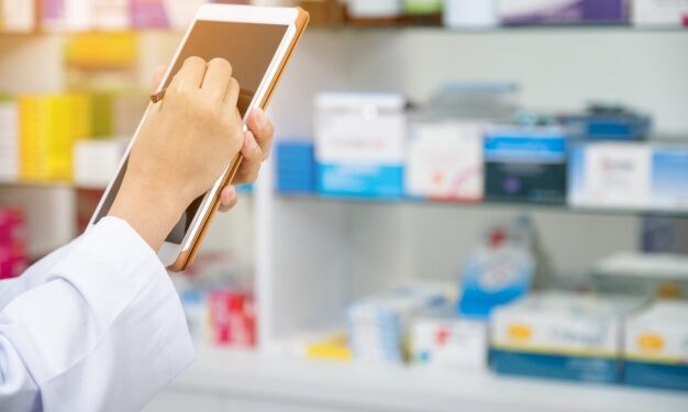 Nova resolução altera fiscalização do exercício farmacêutico