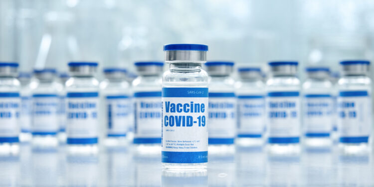 Saúde prepara distribuição do primeiro lote de vacinas da Pfizer