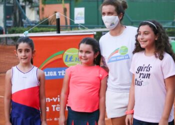 Tênis como alternativa de esporte seguro na pandemia