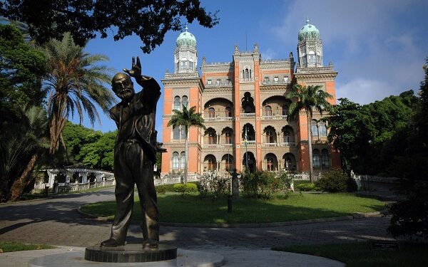 Inscrições abertas para Pós-Graduação em Pesquisa Clínica e Doenças Infecciosas