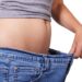 Barriga inchada: possíveis causas e soluções