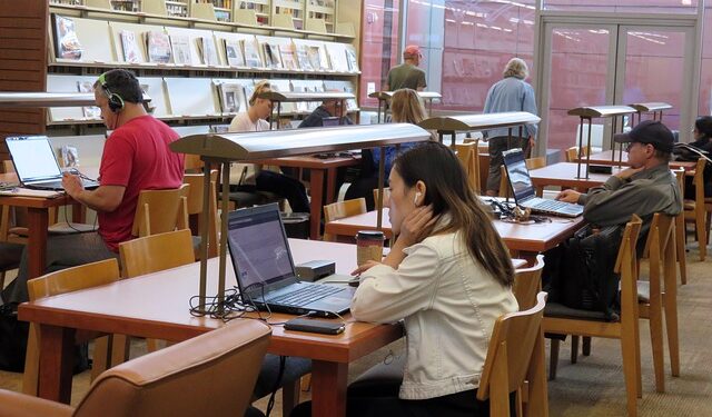 MG: Universidades federais pesquisam ‘ansiedade e depressão’ em seus estudantes