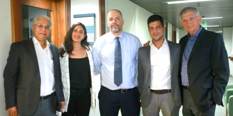 Urologia e nefrologia em novo consultório