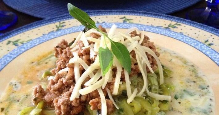 Espaguete de abobrinha: leve e saborosa