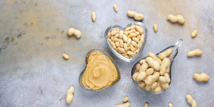 Por que comer amendoim no pré e pós-treino?