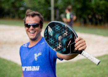 SC: Beach Tennis reúne profissionais e amadores