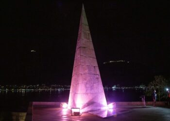 Não Esqueça a Hanseníase ilumina o Rio de roxo