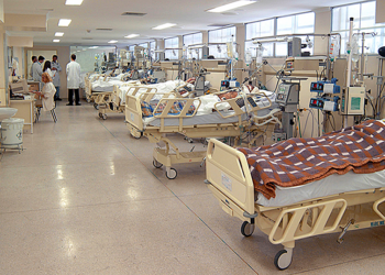 Saúde bucal: cuidados odontológicos na UTI