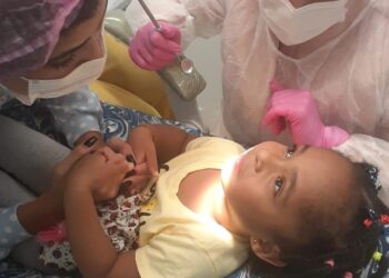 Como evitar lesões bucais em crianças