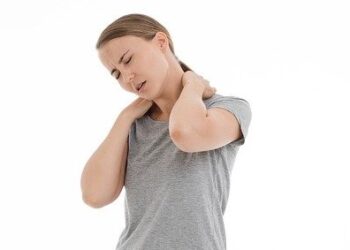 Como evitar o torcicolo no Home Office