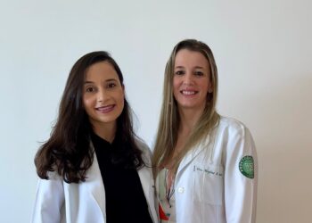 Médicas certificadas em cirurgia robótica na IBCR