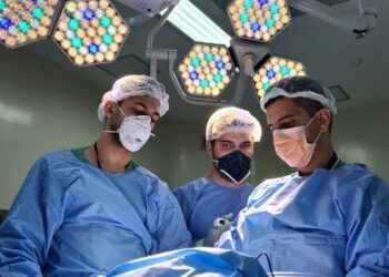 Núcleo baiano reúne dados sobre cirurgia robótica