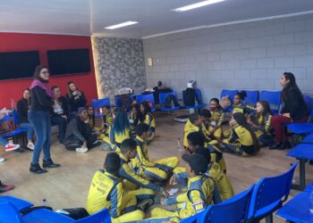 Oficina sobre bullying para crianças da rede municipal