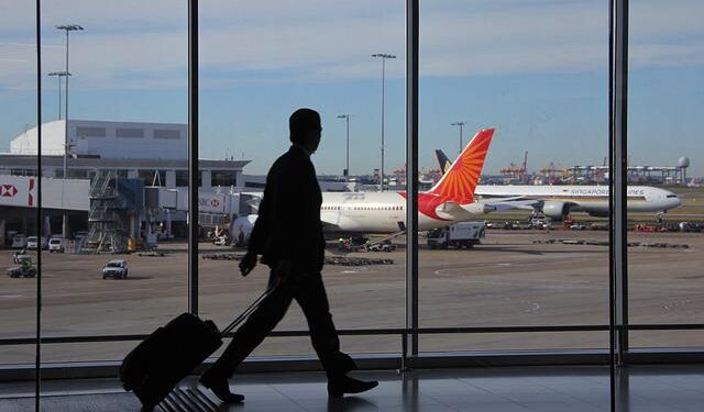Aeroportos: uso de máscaras permanece obrigatório