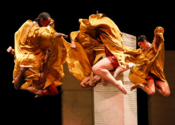 Espetáculo CURA faz ponte entre fé e ciência