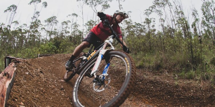 MG: Ciclistas ganham espaço na Lagoa dos Ingleses