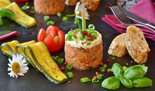 Pimenta-rosa em conservas de pescado