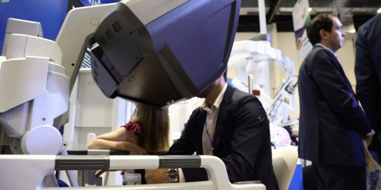 Bariátrica por robótica cresce 200% em quatro anos