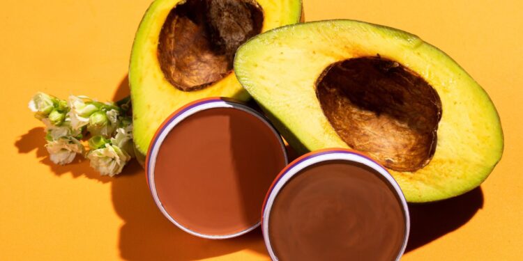 Nova marca de maquiagem vegana para a geração z