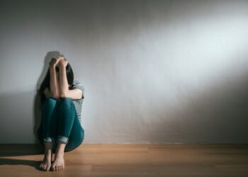 Perda auditiva pode afetar a saúde mental?