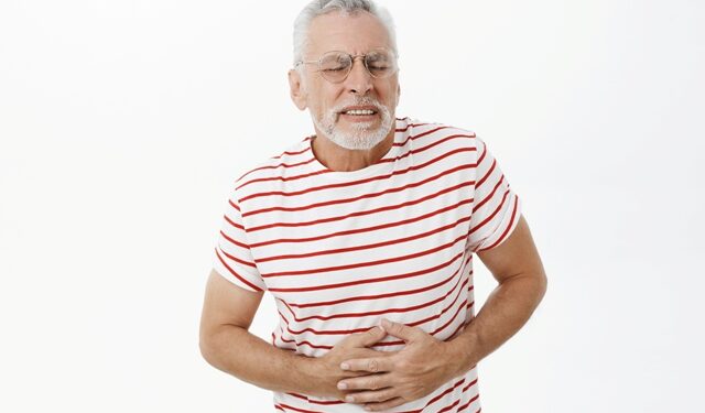 Dilatação do Aneurisma da Aorta Abdominal, entenda