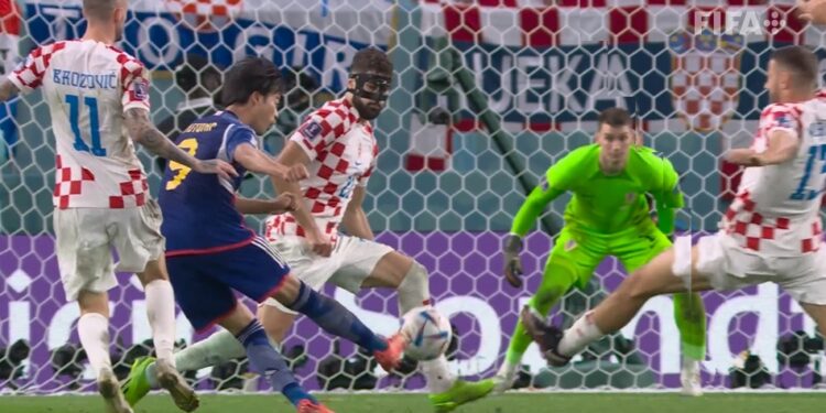 Entenda máscara usada pelos jogadores na Copa