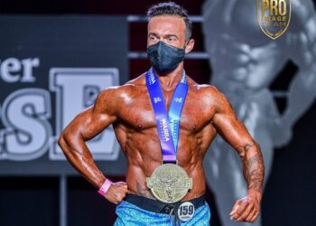 Empresário dribla rotina e se torna fisiculturista