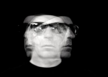 Os 8 sintomas da esquizofrenia