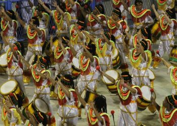 Suplementos para dar energia nos dias de folia 