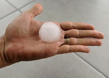 Skincare com gelo no rosto é saudável?