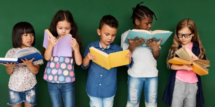 Público infantil é o que mais lê no Brasil