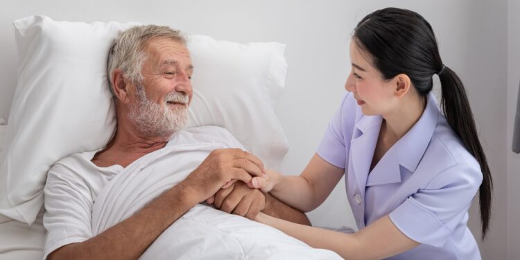 Cuidados paliativos e o papel do cuidador no final da vida