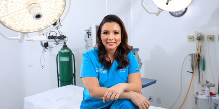 Médica baiana lidera mudança vocal de mulheres trans no Brasil