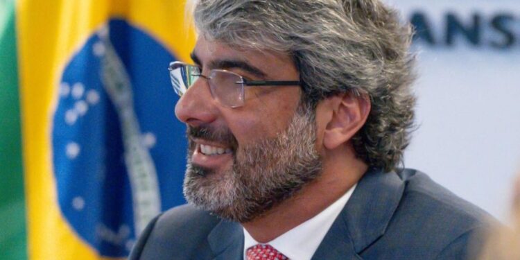 Instituto e operadora se unem para promover qualificação de corretores de planos de saúde