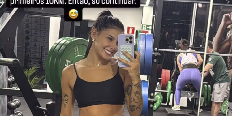 Ana Castela exibe rotina na academia e celebra evolução na corrida
