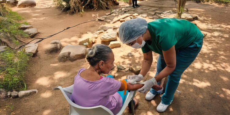 Prefeitura de Itaguaí leva atendimento de saúde a áreas de difícil acesso em Mazomba